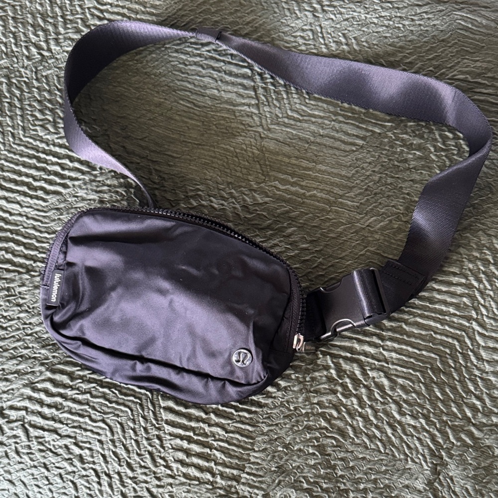 lululemon athletica Black Belt Bag with Adjustable Strap